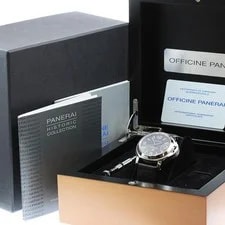 Panerai — Officine Panerai Luminor Base PAM00000 43mm SS Black #C17607 — Watch — resale