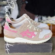 Asics — Asics GEL Lyte 3 OG • 12 • Crepe Blossom • 2020 • Ships Today — Sneaker — resale