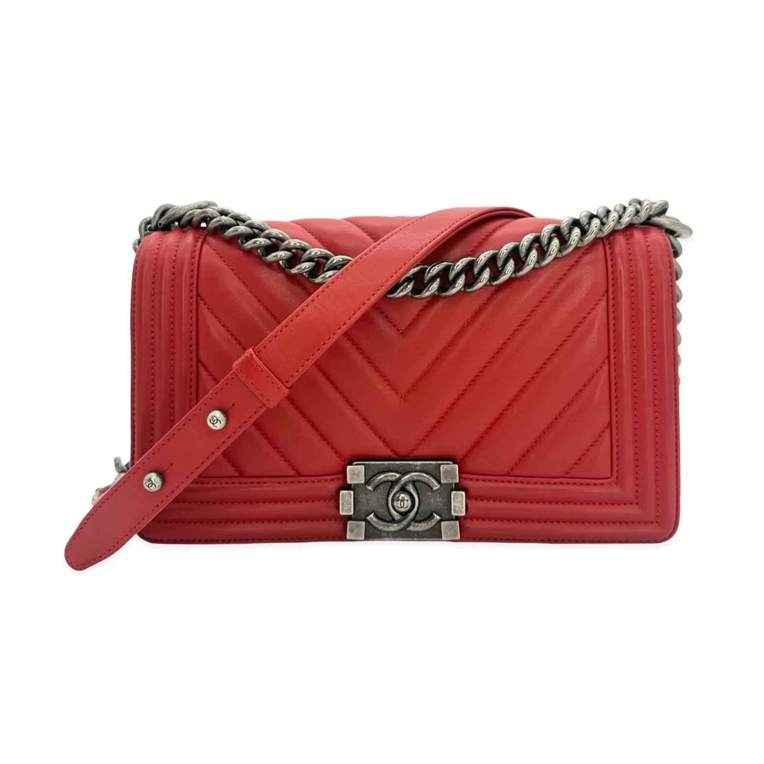 Luv Luxe Scottsdale — Chanel Chevron Medium Boy — Handbag — resale