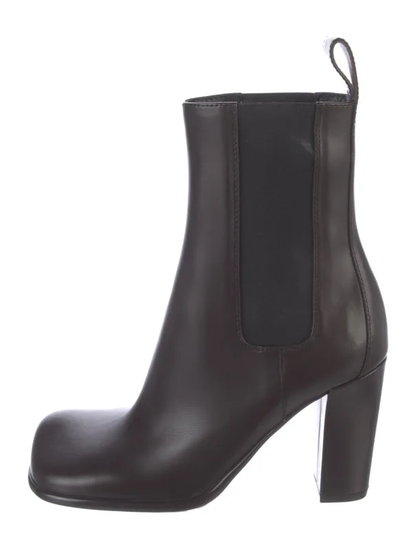 Bottega Veneta — Chelsea — Designer Shoe — resale