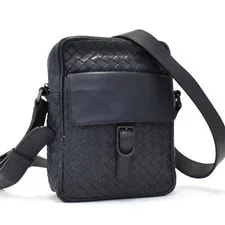 Bottega Veneta — Bottega Veneta Crossbody Pouch Bottega VEN — Handbag — resale