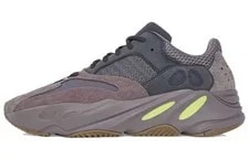 Yeezy — Yeezy Boost 700 V1 — Sneaker — resale