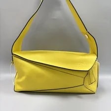 Loewe — Authentic Loewe Puzzle Hobo YL44 26.06.03 — Handbag — resale