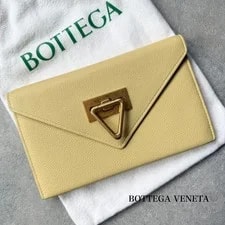 Bottega Veneta — Bottega Veneta Triangle Long Wallet Yellow Gold Hard — Handbag — resale