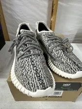 Yeezy — Yeezy 350 "Turtle Dove" 2022 - Size 7.5 - aq4832 (50-85) — Sneaker — resale
