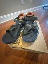 Nike ACG — Nike ACG Air Deschütz+ SZ Sig Zane Designs Sandals — Sneaker — resale