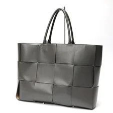 Bottega Veneta β Bottega Veneta Large Arco Cassette Dark β Handbag β resale