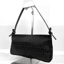 Fendi — Fendi 8BR042 Zip 25cm — Handbag — resale