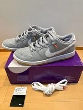 Nike SB — 9.5US Nike Sb Dunk Low Pro Gu — Sneaker — resale