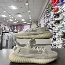 Yeezy — Yeezy 350 V2 (Lightly Worn+Replacement Box) — Sneaker — resale