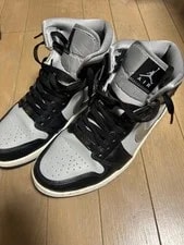 Air Jordan — 8.5US Air Jordan 1 Mid Se — Sneaker — resale