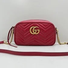 Gucci — Gucci GG Marmont Small Quilted Wave Pattern - Excellent #B0G0P8 — Handbag — resale