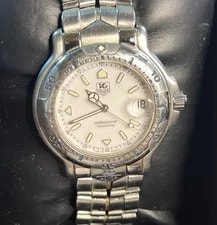 Tag Heuer — TAG Heuer Professional 6000 200 Meters WH1111-K1 Quartz Diver's Working — Watch — resale