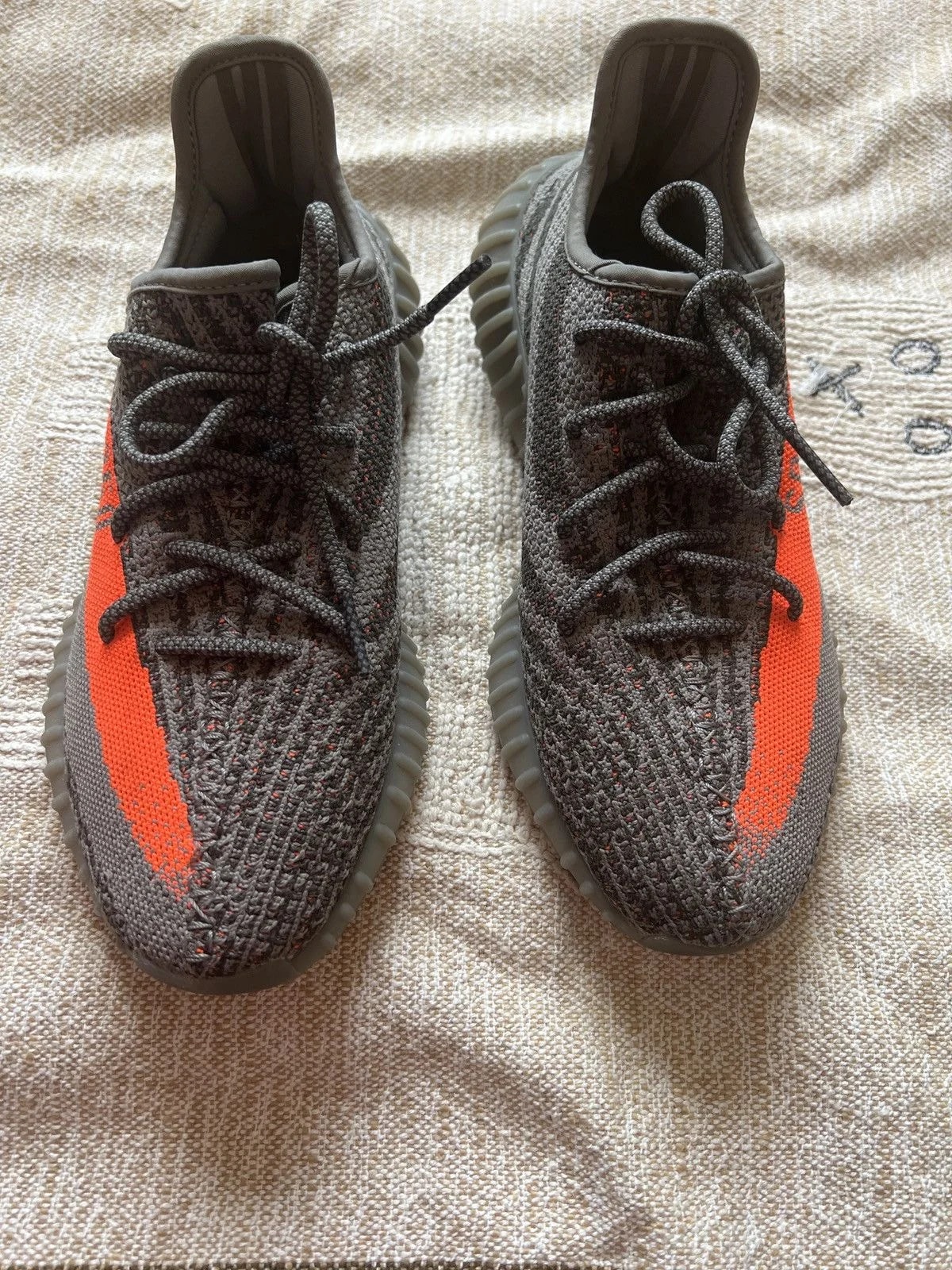 Yeezy — Yeezy Beluga 350 — Sneaker — resale