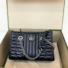 Gucci — Gucci GG Marmont Logo Striped Chevron Quilted - Very Good #19QE7UK — Handbag — resale