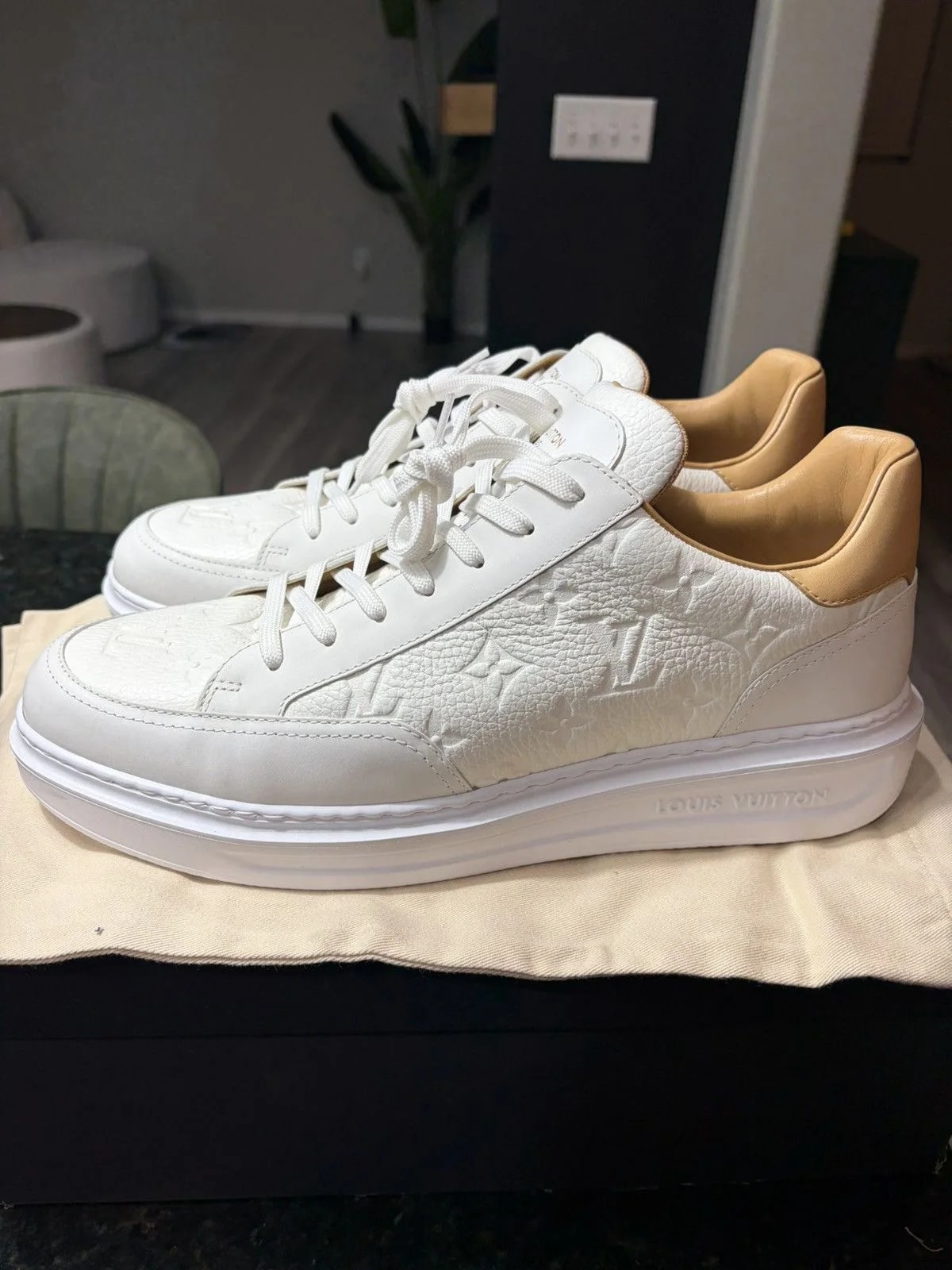 Louis Vuitton — Louis Vuitton Beverly Hills 10 Skate — Sneaker — resale