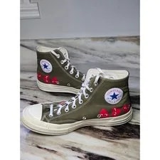 Converse — Converse X Comme des Garçons Play Chuck 70 High Top Heart — Sneaker — resale