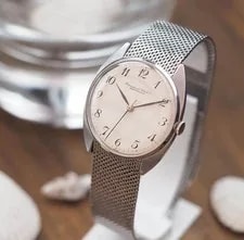 IWC — Iwc/International Company Analog Quartz the Old Logo Old Inter Is An A — Watch — resale