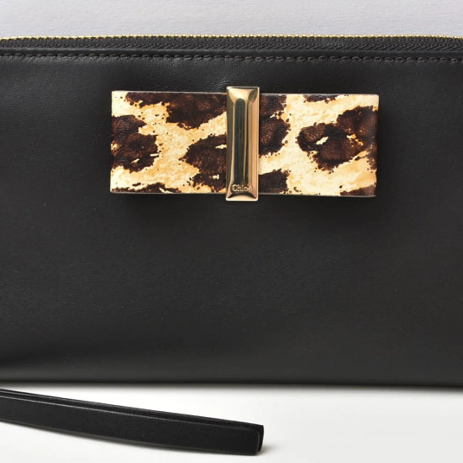 Chloé — Chloé Long Wallet (Bi-Fold) — Handbag — resale