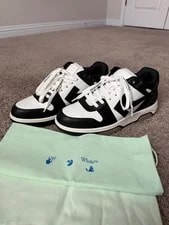 Off-White — Off-White Out of Office Low - Size 11 (EU 44) - OMIA189C99LEA0070110 — Sneaker — resale