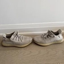 Yeezy — Yeezy 350 Size 10 | NO BOX — Sneaker — resale