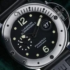 Panerai — Panerai Submersible 44mm Black Dial Steel Bezel Rubber Full SET PAM01024 — Watch — resale