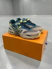 Louis Vuitton — Louis Vuitton Trail — Sneaker — resale