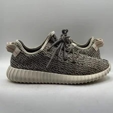 Yeezy — Yeezy 350 Turtle Dove — Sneaker — resale