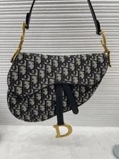 Dior — Dior Saddle Medium (25.5x20x6.5) Cm — Handbag — resale
