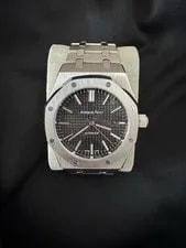 Audemars Piguet — Audemars Piguet Royal Oak Automatic Black Dial Stainless Steel — Watch — resale