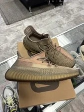 Yeezy — Size 10 - Yeezy Boost 350 V2 — Sneaker — resale