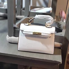 Hermès — Hermès Kelly Top Handle Satchel Turn Lock Strap — Handbag — resale