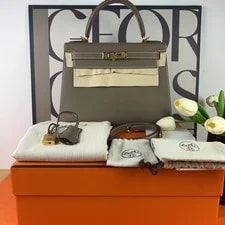 Hermès — Hermès Kelly28 Top Handle (28/22/12)cm — Handbag — resale