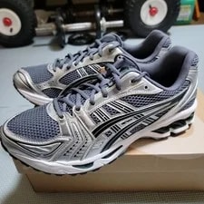 Asics — Asics Gel-kayano 14 Running Shoes 28.5cm New Boxed — Sneaker — resale