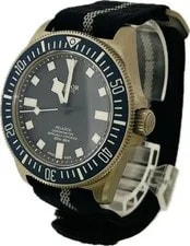 Tudor — Tudor Pelagos FXD 25707B/22 Blue Dial 42mm Automatic Near A6098 — Watch — resale