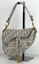 Dior — Christian Dior Embroidered Saddle in 2021 D8 — Handbag — resale