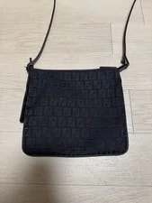 Fendi — Fendi Crossbody Mini Zip 80cm — Handbag — resale
