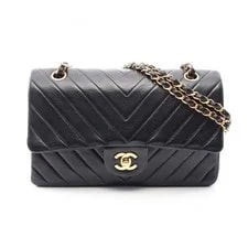 Chanel — Chanel Chevron V Stitch W Flap r0_0622 — Handbag — resale