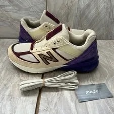 New Balance — Size 8 - New Balance 990v5 History Month — Sneaker — resale