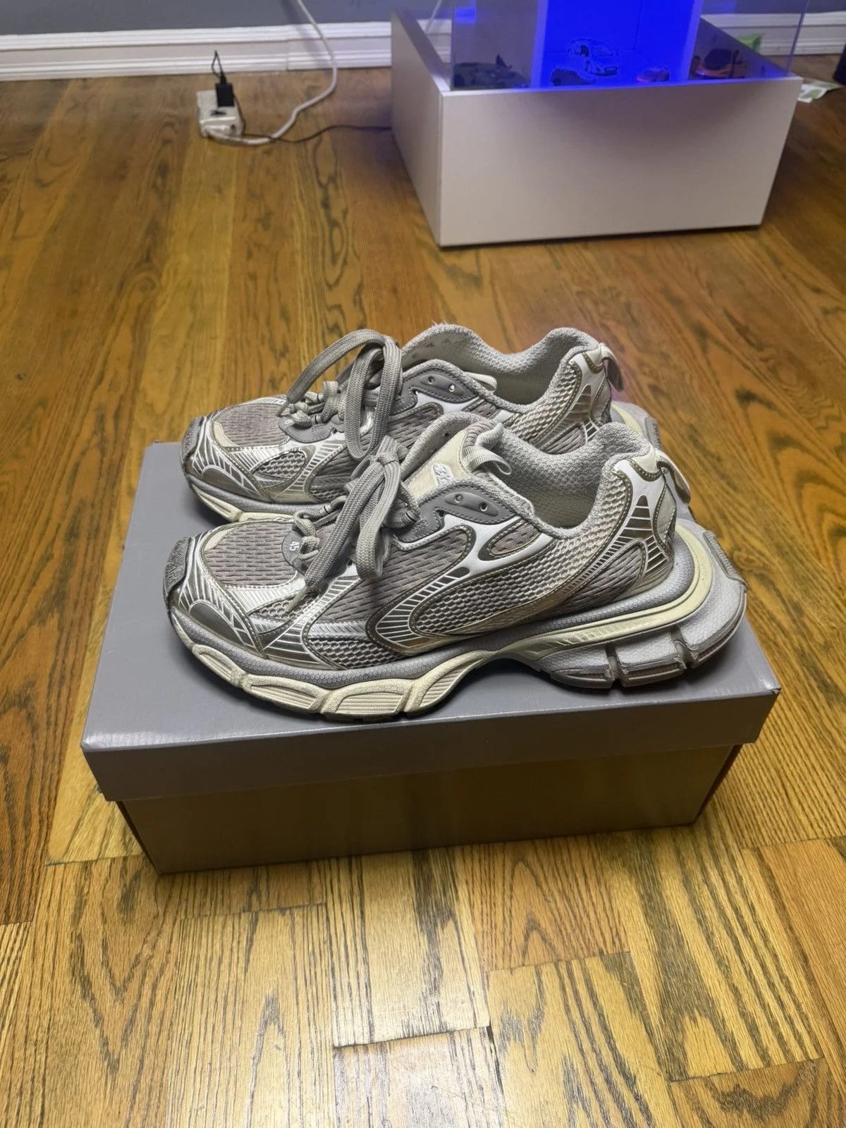Balenciaga — Balenciaga 3XL (Eggshell) — Sneaker — resale