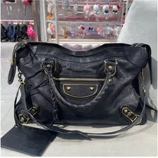 Balenciaga — Authentic Balenciaga Classic Medium City Goat Skin — Handbag — resale