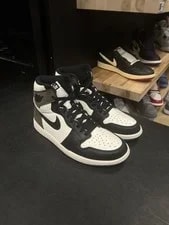 Jordan — Jordan 1 Retro High Size 8.5, Preowned — Sneaker — resale
