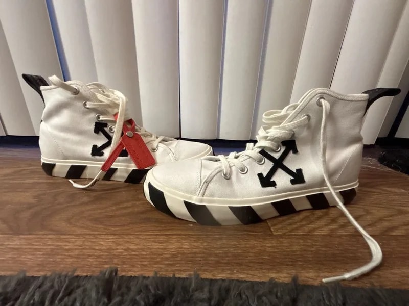 Off-White — Off-white Vulcanized High Top Shoe Striped Bottom — Sneaker — resale