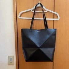 Loewe — Loewe Puzzle Fold Shiny Calf 73658 — Handbag — resale