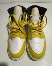 Jordan — Jordan Air 1 Mid Top ’s / / Lace-Up — Sneaker — resale