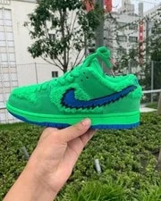 Nike SB — Nike SB Dunk Low Pro Skate Shoes New 🌲🐻 — Sneaker — resale