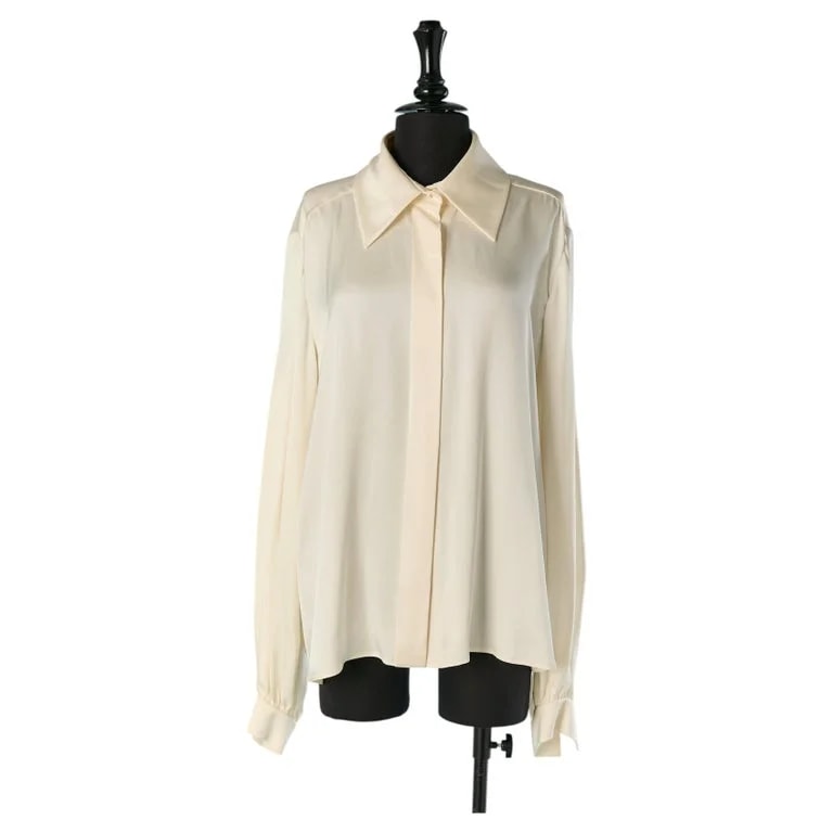 Chanel — Shirt Chanel — Clothing — resale