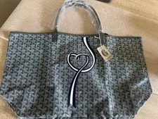 Goyard — Goyard St. Louis - Limited Edition Hand Painted Couer Ribbon — Handbag — resale