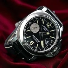 Panerai — Panerai Luminor GMT PAM00088 - 44mm - Black Dial, Full Set & Card, Extra Strap — Watch — resale