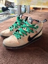 Nike SB — 9.0US Skateshop Nike Sb Dunk — Sneaker — resale